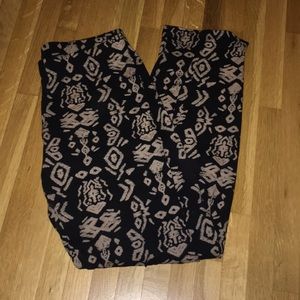 Patterned Leggings